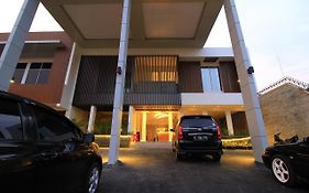 Hotel Vinotel Cirebon